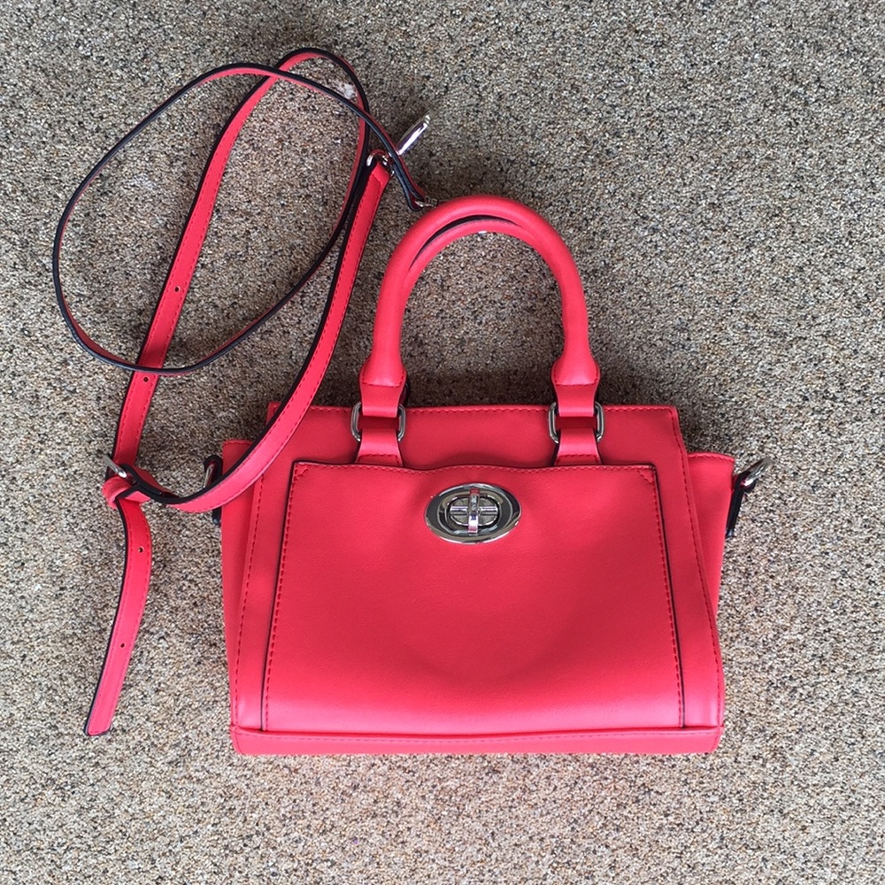 optional cross body bag